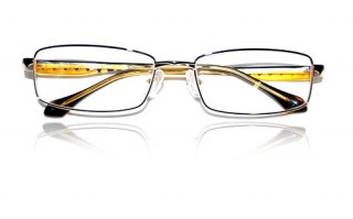 眼镜的膜是什么成分，眼镜的膜是什么成分做的