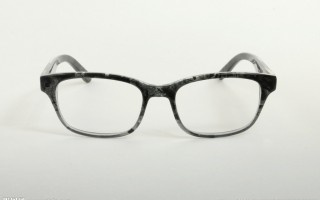 眼镜镜片忌讳什么，眼镜镜片什么牌子的好