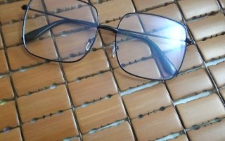 眼镜片折射率如何选择，眼镜镜片折射率怎么选