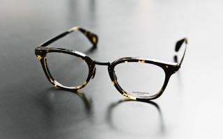 镜框怎么选，镜框怎么选择比较配脸型